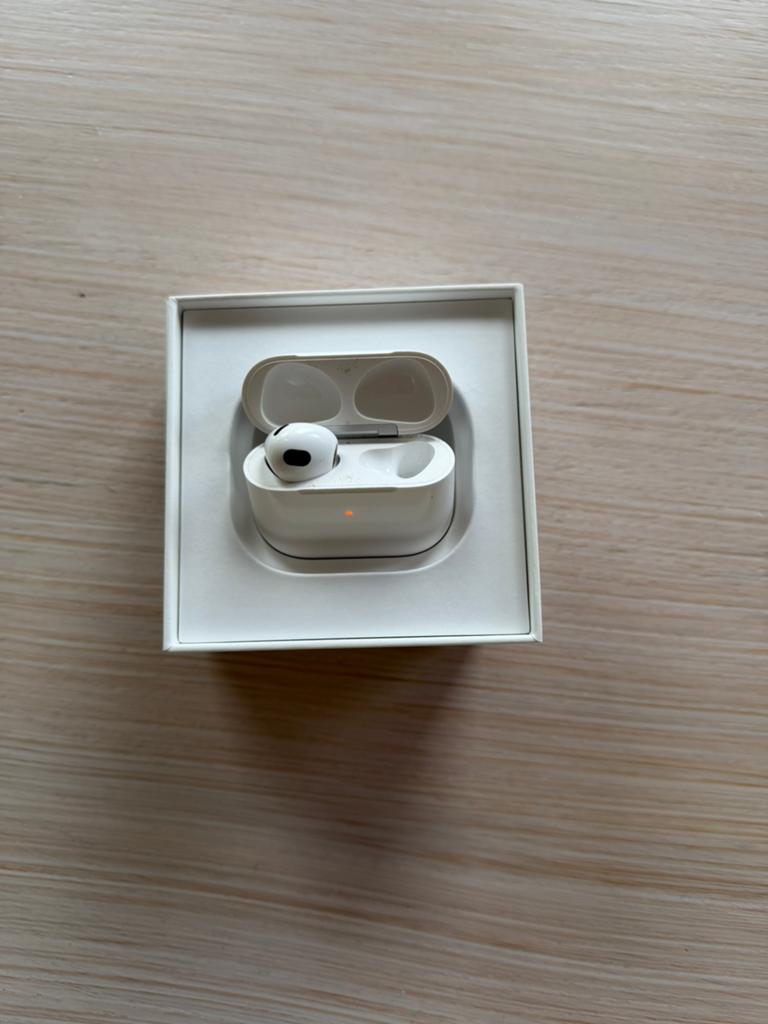 Airpods 3de generatie, Audio, Tv en Foto, Hoofdtelefoons, Ophalen, Gebruikt