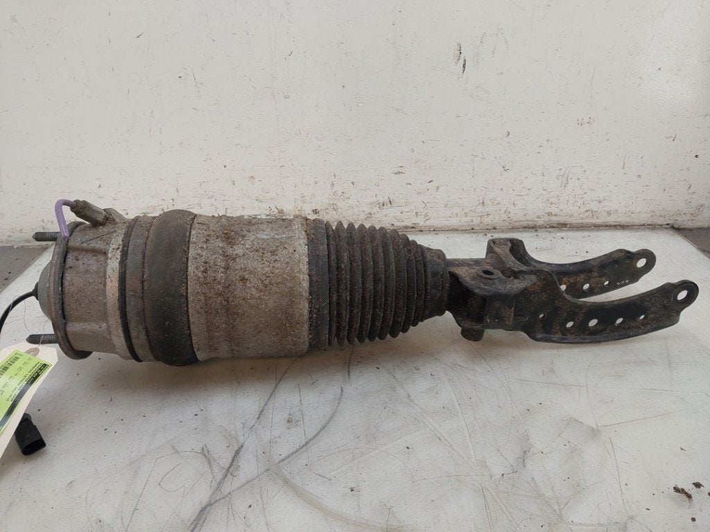 AMORTISSEUR OU ABSORBEUR DE CHOC AVANT GAUCHE (|95835803903|, Autos : Pièces & Accessoires, Sodener Straße 9
65824  Schwalbach, DE