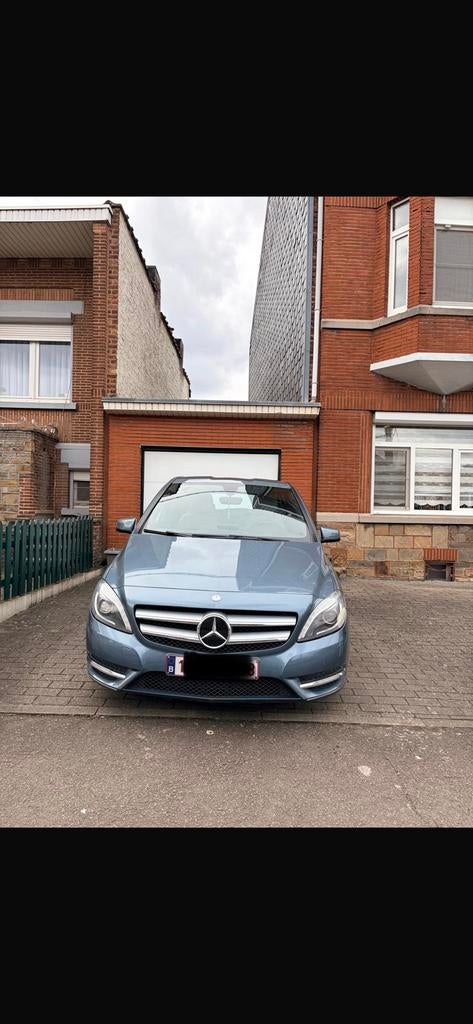 Mercedes Benz B-klasse 200, Auto's, Automaat, Euro 5, Beige, Diesel