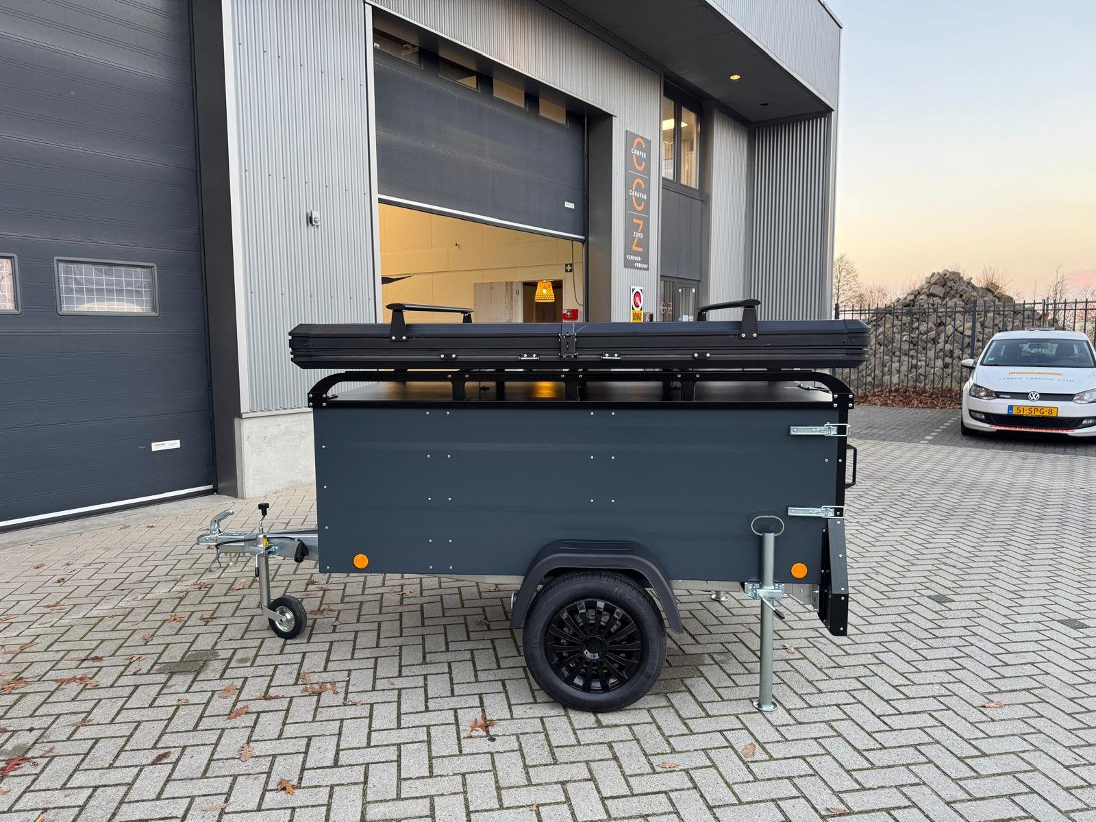 Fourgon à bagages avec tente de toit, Enlèvement, Neuf