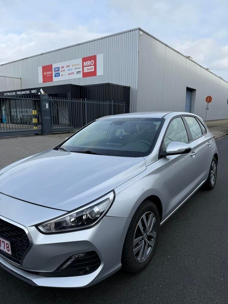 Hyundai i30 120Pk 2020, Voorwielaandrijving, USB, Euro 6, Handgeschakeld