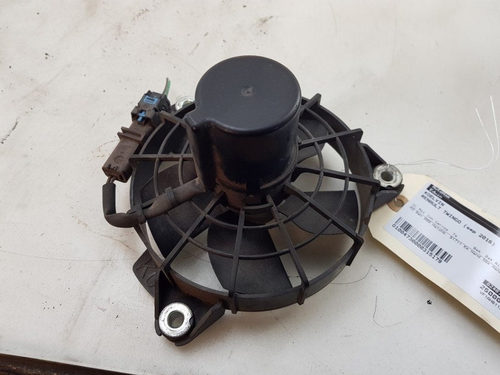 VENTILATEUR C Renault Twingo III (AH) (01-2014/07-2024), Dhr. J. Ham, Renault, Administratie@autoham.nl, Utilisé