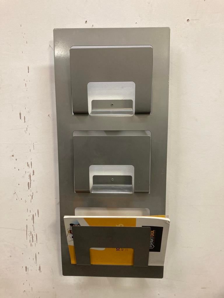 Porte journaux, Enlèvement, Comme neuf