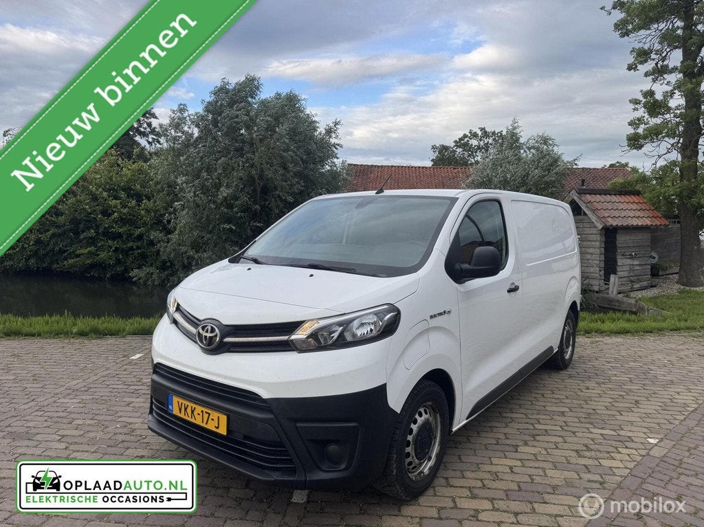 Toyota PROACE Electric Worker Extra Range 75Kwh | Trekhaak, Auto's, Bestelwagens en Lichte vracht, Gebruikt, Parkeersensor, 136 pk