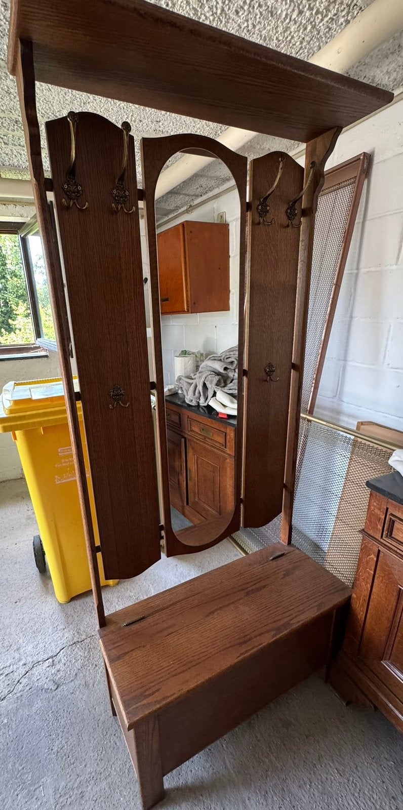 Entree, garderobe, Ophalen