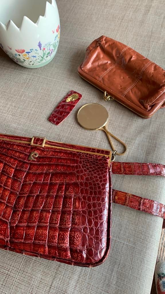 Vintage Pierre Cardin croco clutch met spiegel – 70s/retro, Enlèvement, Comme neuf, Sac à main