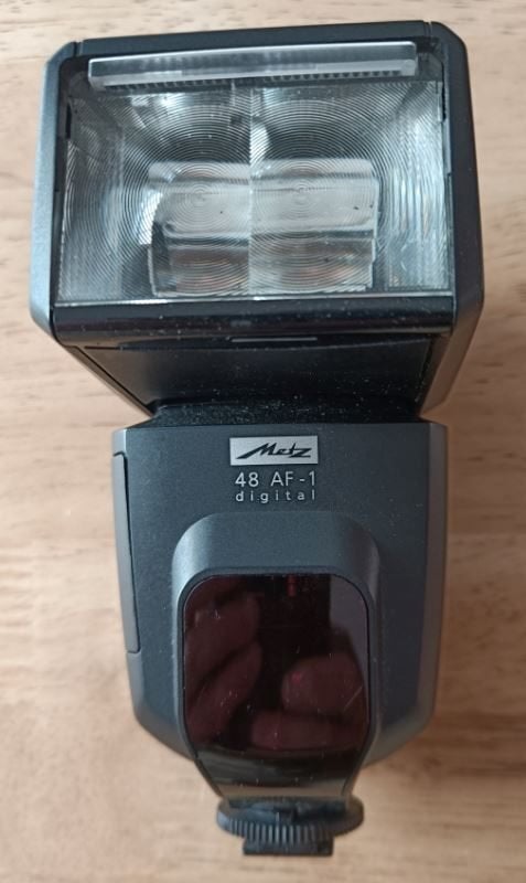 Externe camera flitser Metz 48 AF-1, Ophalen of Verzenden, Zo goed als nieuw, Metz, Kantelbaar
