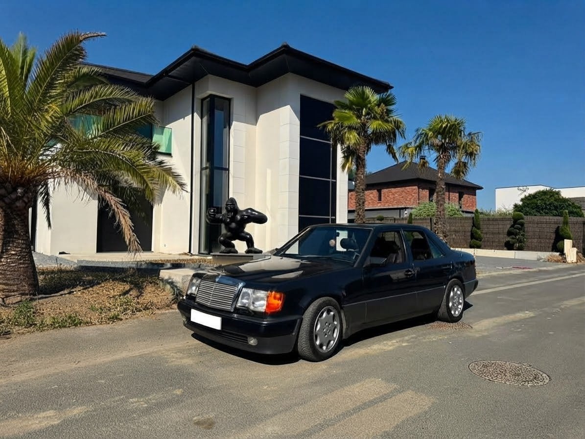 Mercedes-Benz 300E-24 – M104 3.0 24V – BVA – Look 500E, Automaat, 4 zetels, Achterwielaandrijving, Zwart