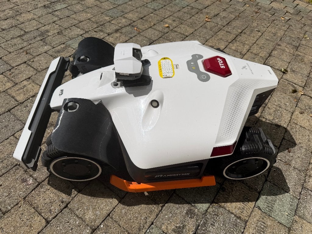 ROBOT TONDEUSE MAMMOTION LUBA 2 AWD 5000 X, Ophalen, Bestuurbaar via app, Zo goed als nieuw, Mammotion