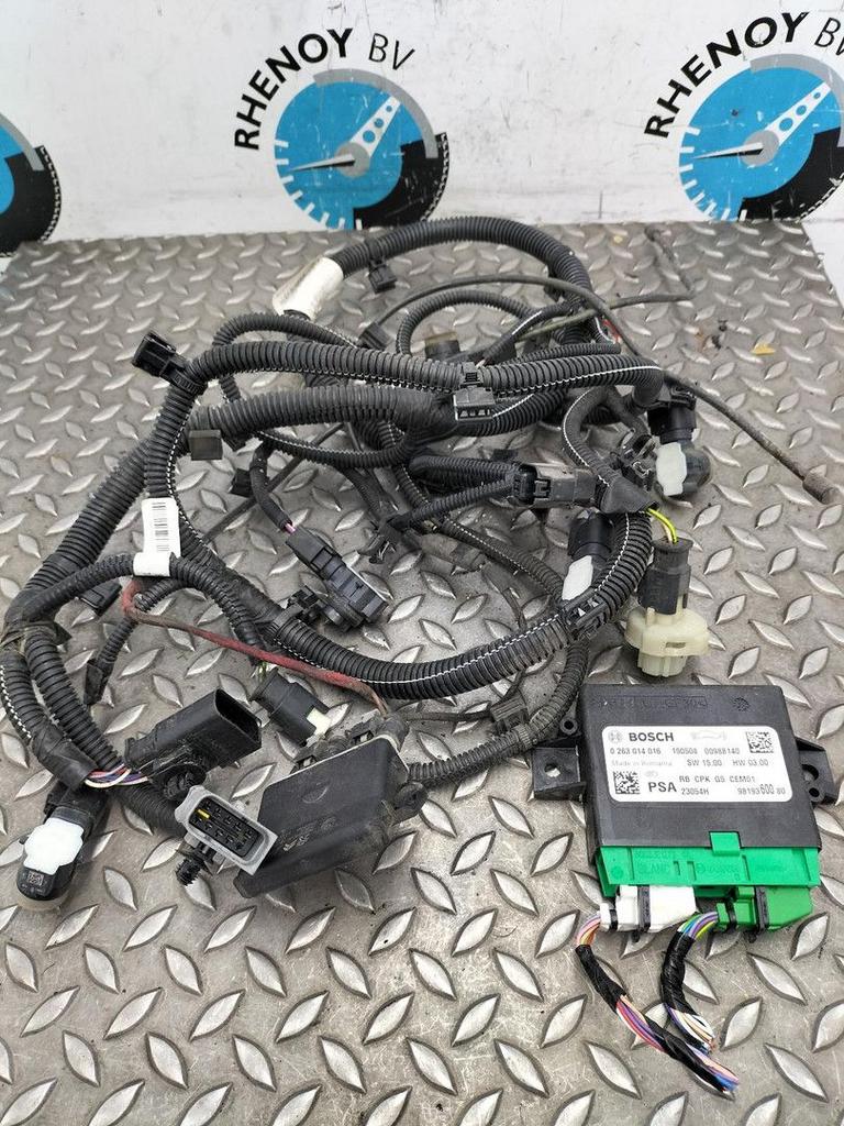 CITROEN C5 AIRCROSS 1.6 PureTech Shine  SENSOR PARKEREN (PDC, Ophalen of Verzenden, Gebruikt, Stiba lid