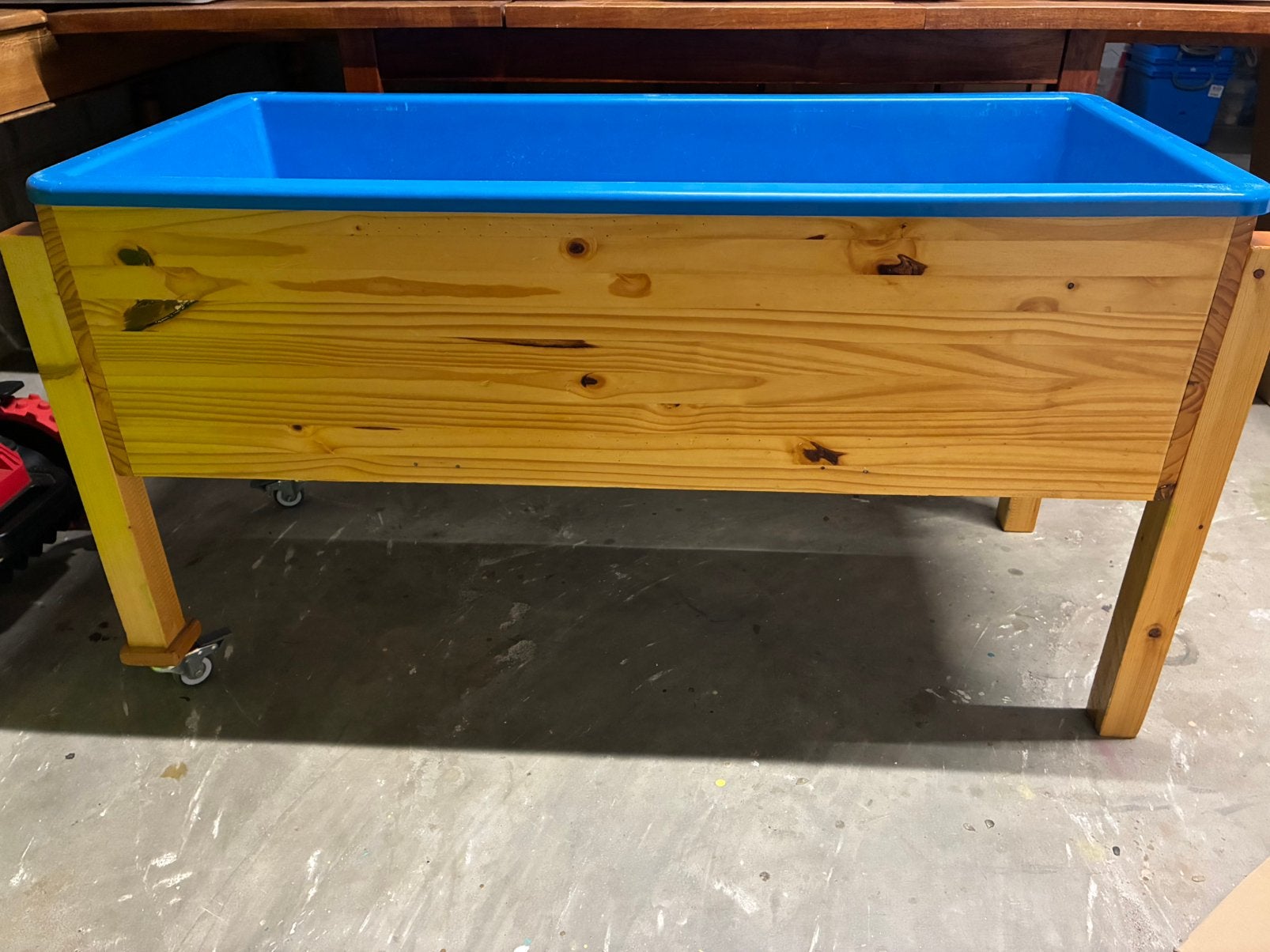 Boîte a sable, sur roulettes , Enlèvement, Comme neuf