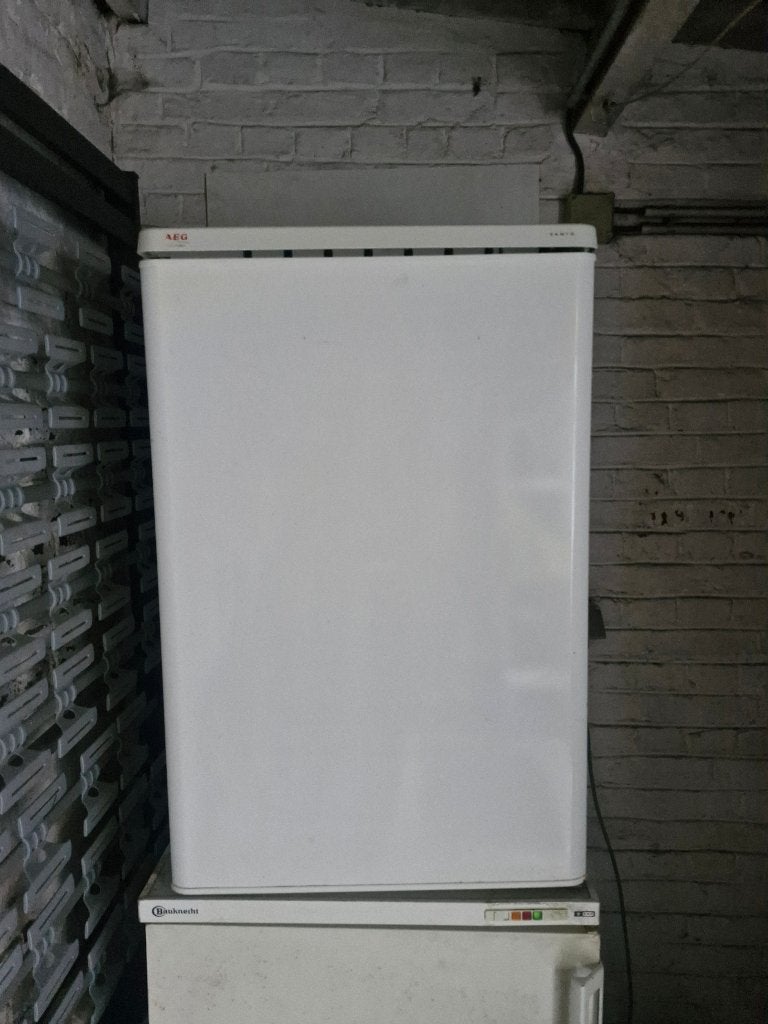 Petit réfrigérateur AEG Electrolux., Enlèvement