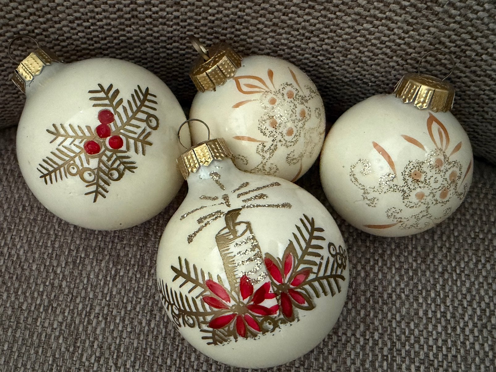 4 boules de Noël en verre vintage, Enlèvement, Utilisé