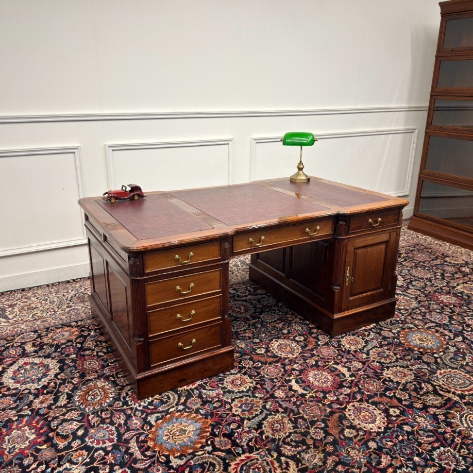 Klassiek Engels Chesterfield Bureau Partnerdesk, Antiek en Kunst, Ophalen of Verzenden