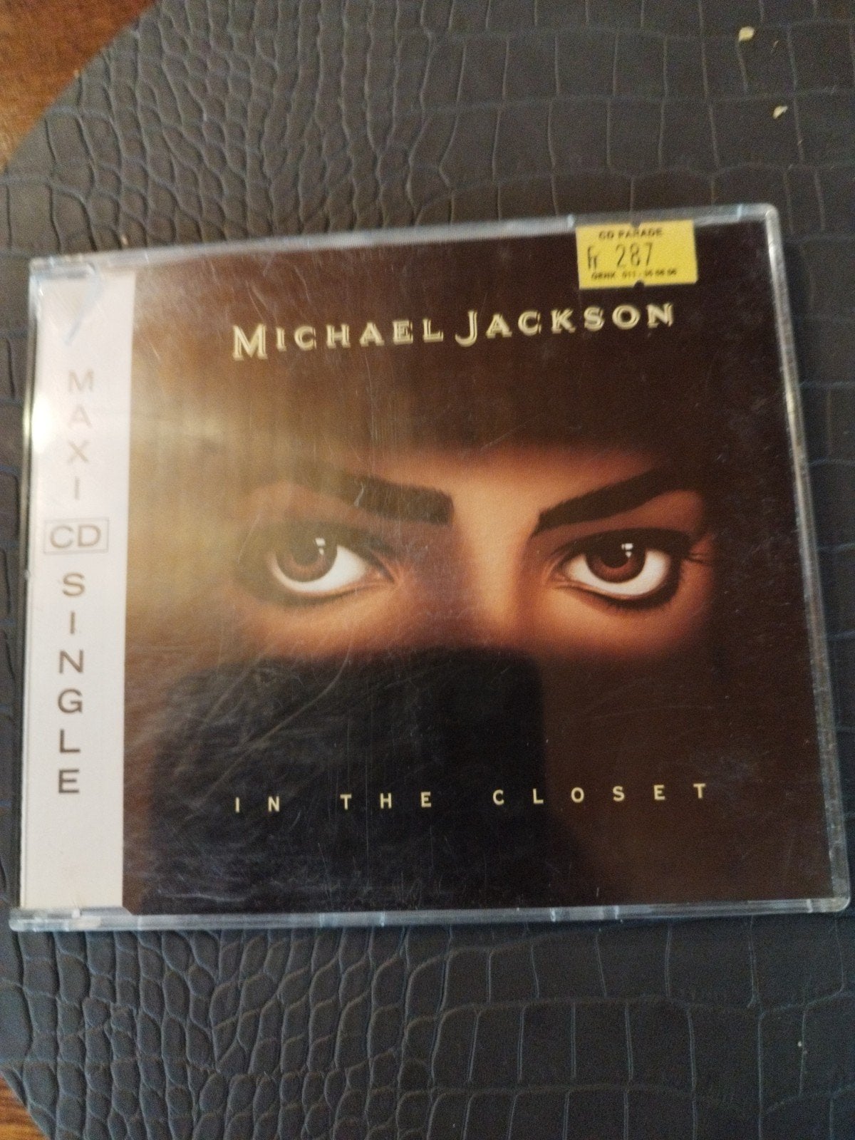 Michael Jackson cd In the closet, Ophalen