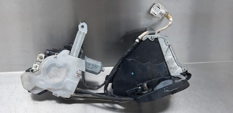 SERRURE DE PORTE RODS ARRIÈRE GAUCHE Lexus LS (F4), Lexus-infoservice@lexus.de, Lexus, Utilisé, Toyota-Allee 2
50858  Köln, DE