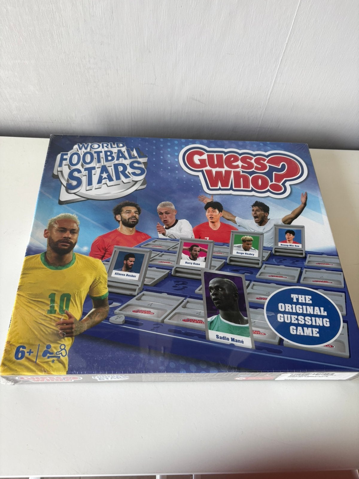 Spel WIE IS HET? VOETBAL (in het Engels), Ophalen of Verzenden, Nieuw