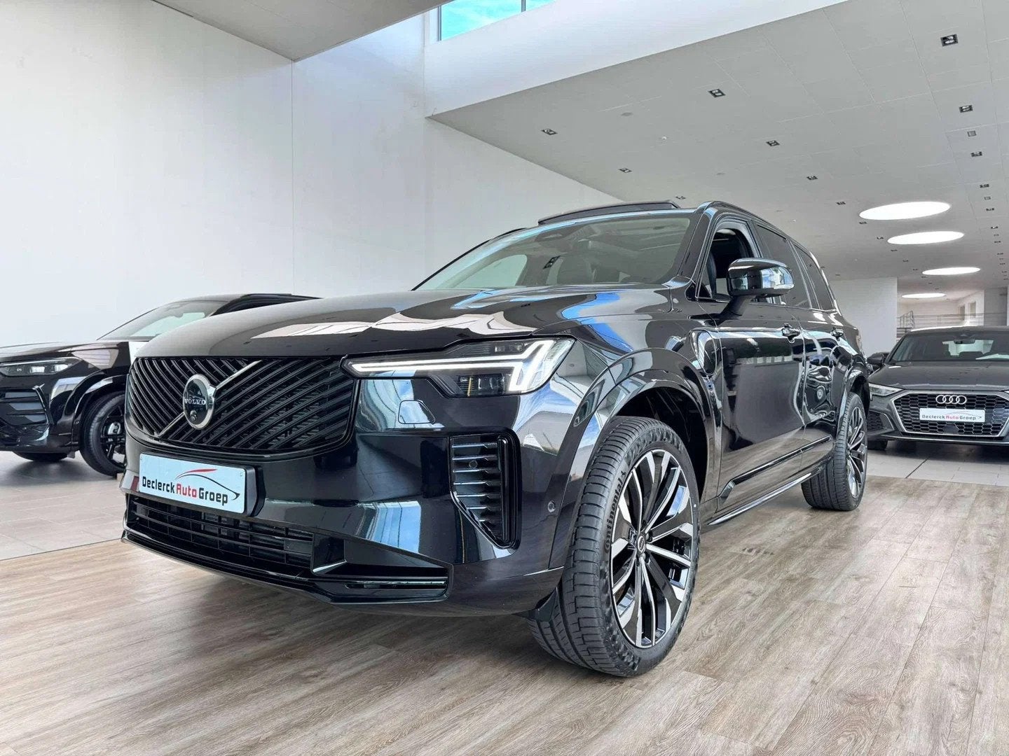 Volvo XC90 T8 AWD*BLACK EDITION*7-ZIT*FULL OPTION*TOPWAGEN !, 335 kW, 4 cilinders, 1969 cc, Leder