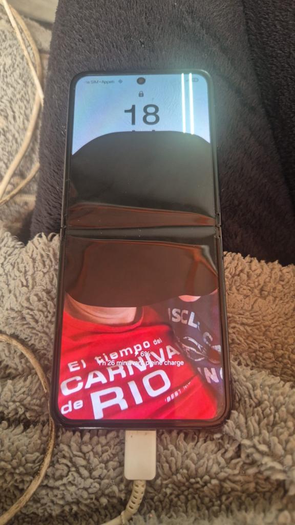 A vendre galaxie flip 5 128gb a réparer, Ophalen, Gebruikt, Overige modellen, Zonder simlock