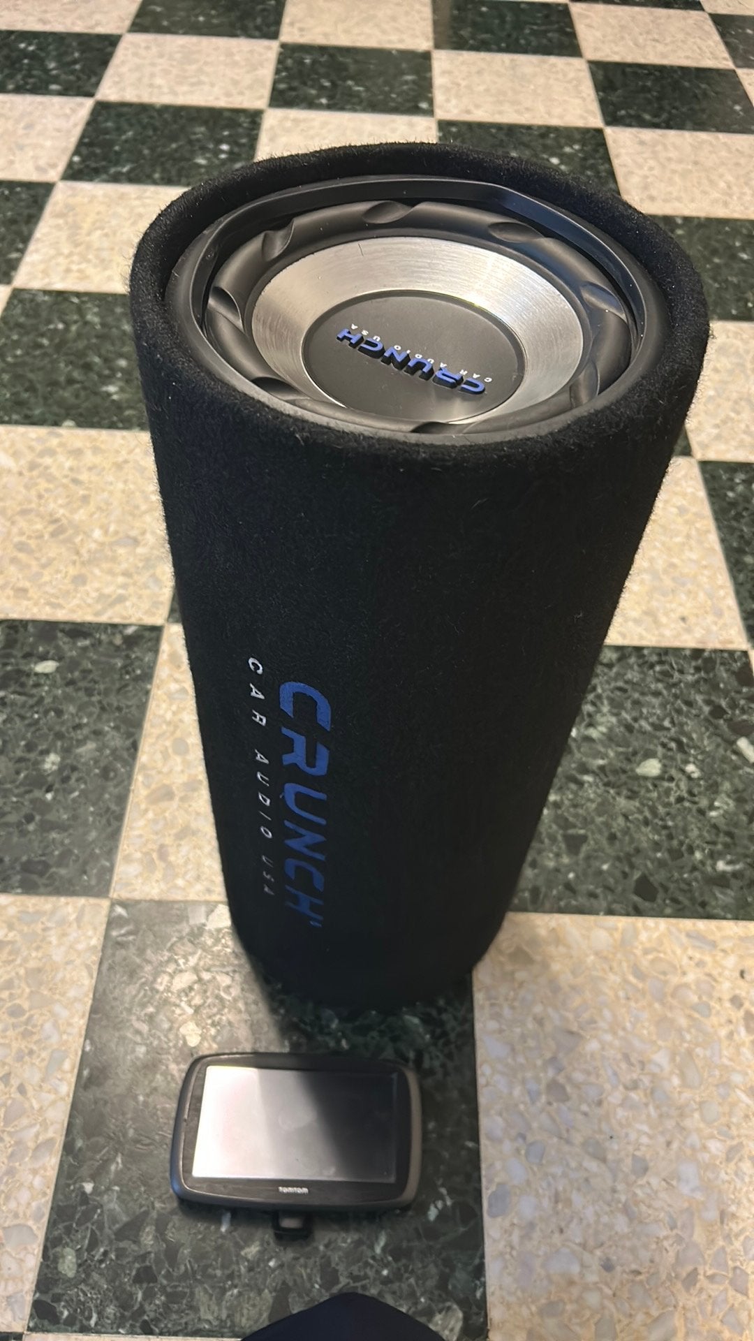 subwoofer merk Crunch Car Audio USA., Ophalen, Zo goed als nieuw