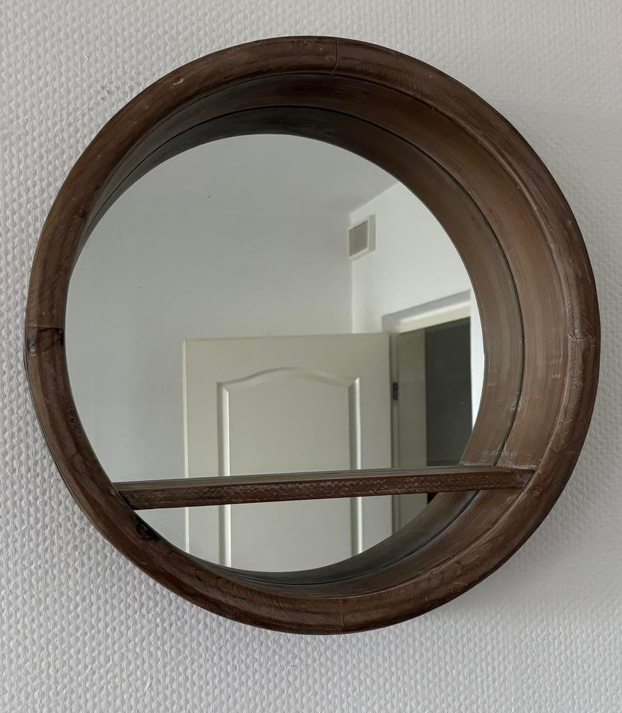 spiegel heeft een houten frame, Huis en Inrichting, Woonaccessoires | Spiegels, Ophalen, Gebruikt, Rond