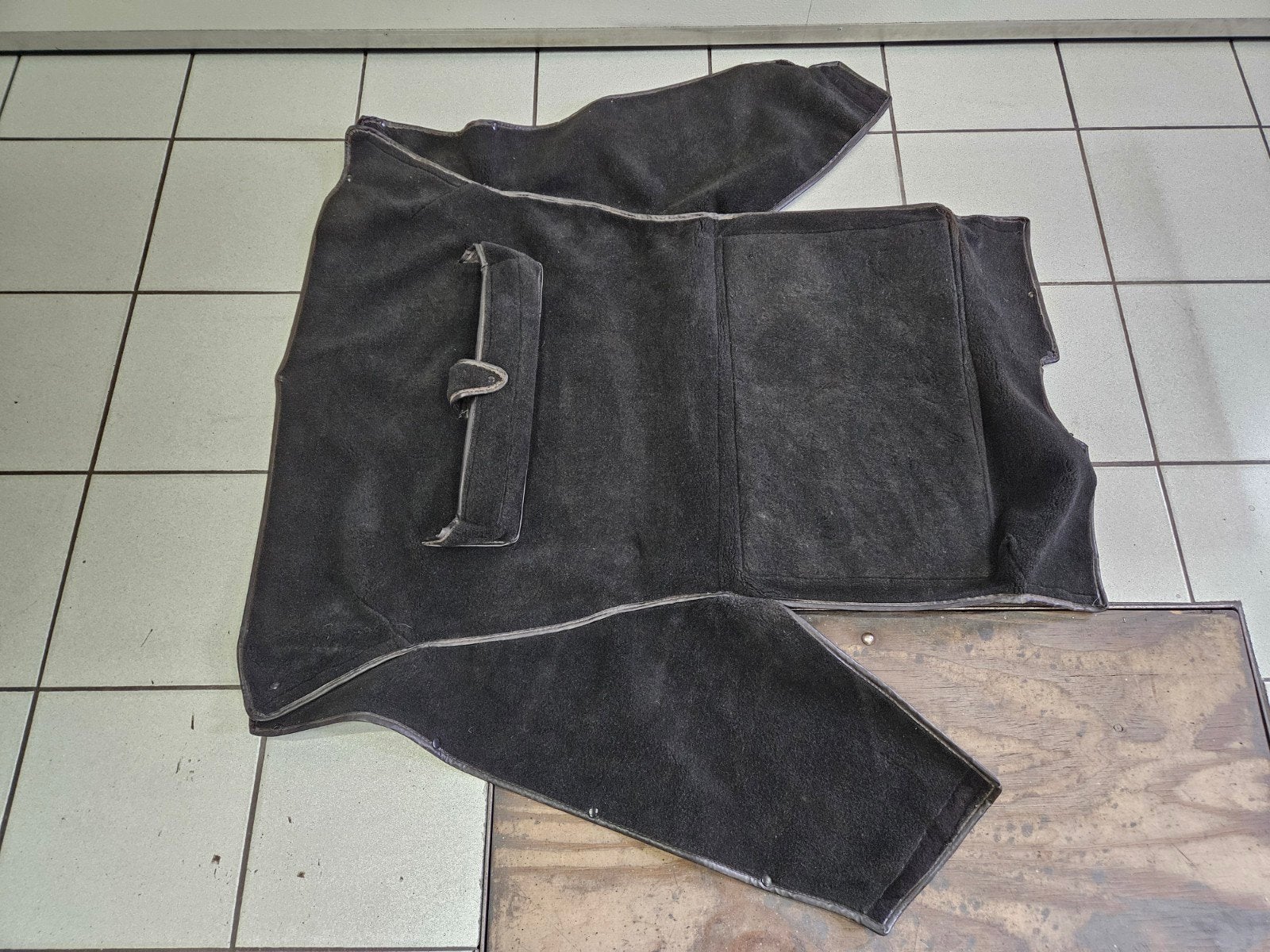 1 Kofferbakmat voor Porsche 964, Porsche