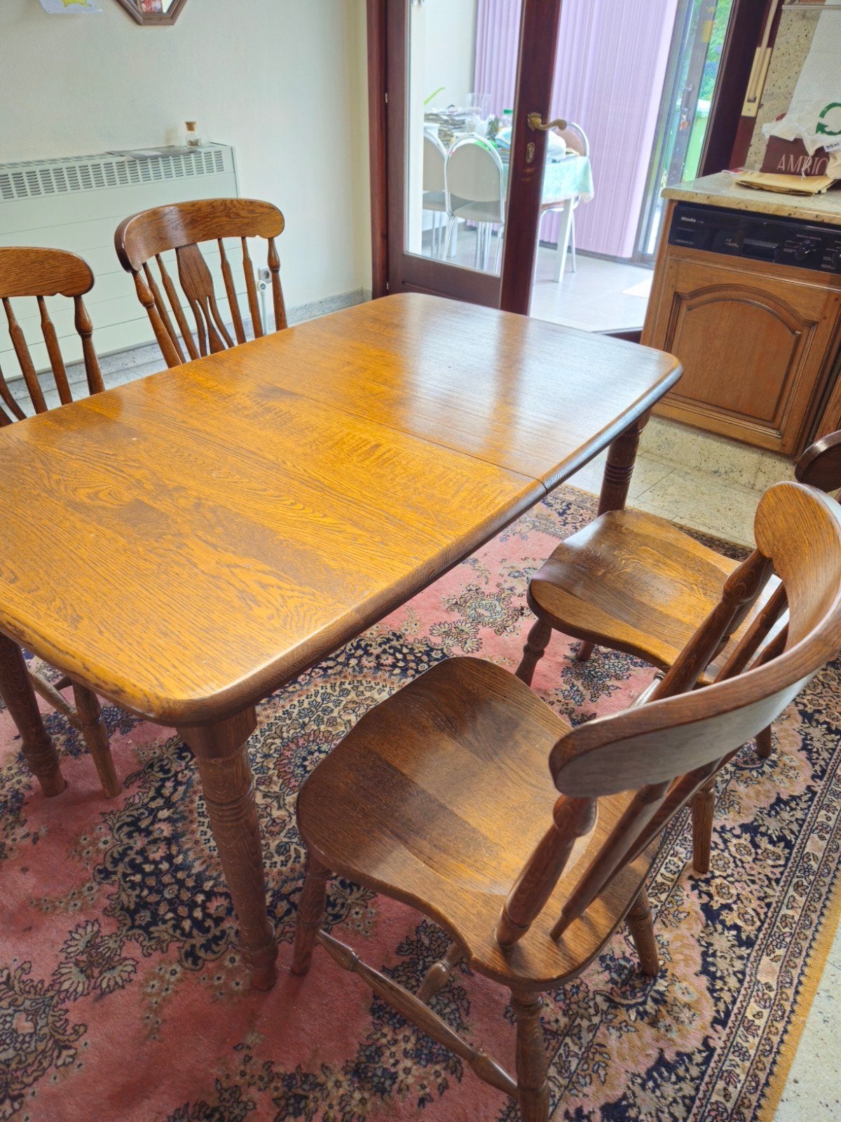 Eiken uittrekbare tafel met 4 stoelen, Huis en Inrichting, Complete eetkamers, Ophalen