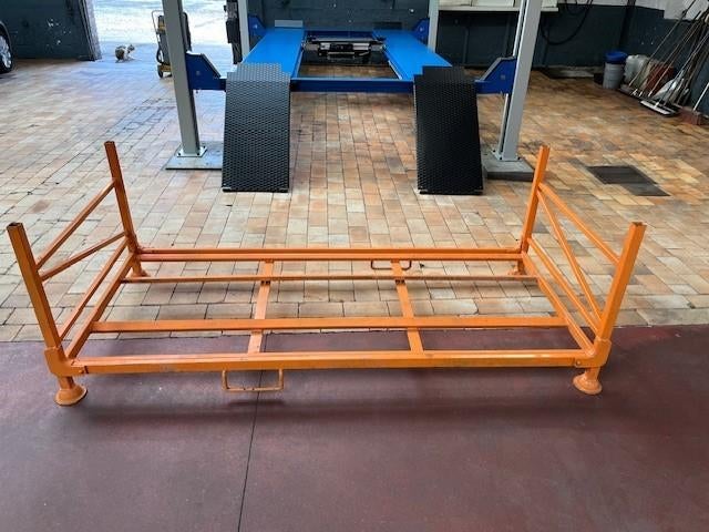 Racks à pneus, Enlèvement, Utilisé, Pneus et Jantes