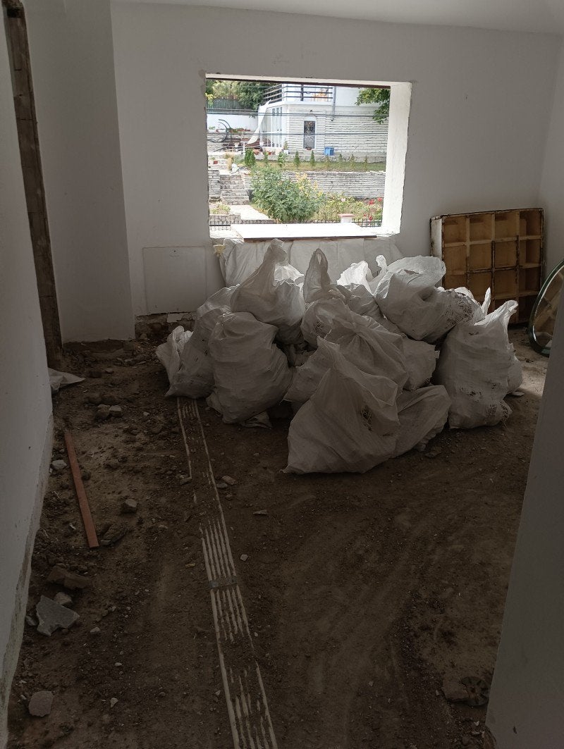Nettoyage et évacuation de déchets après travaux