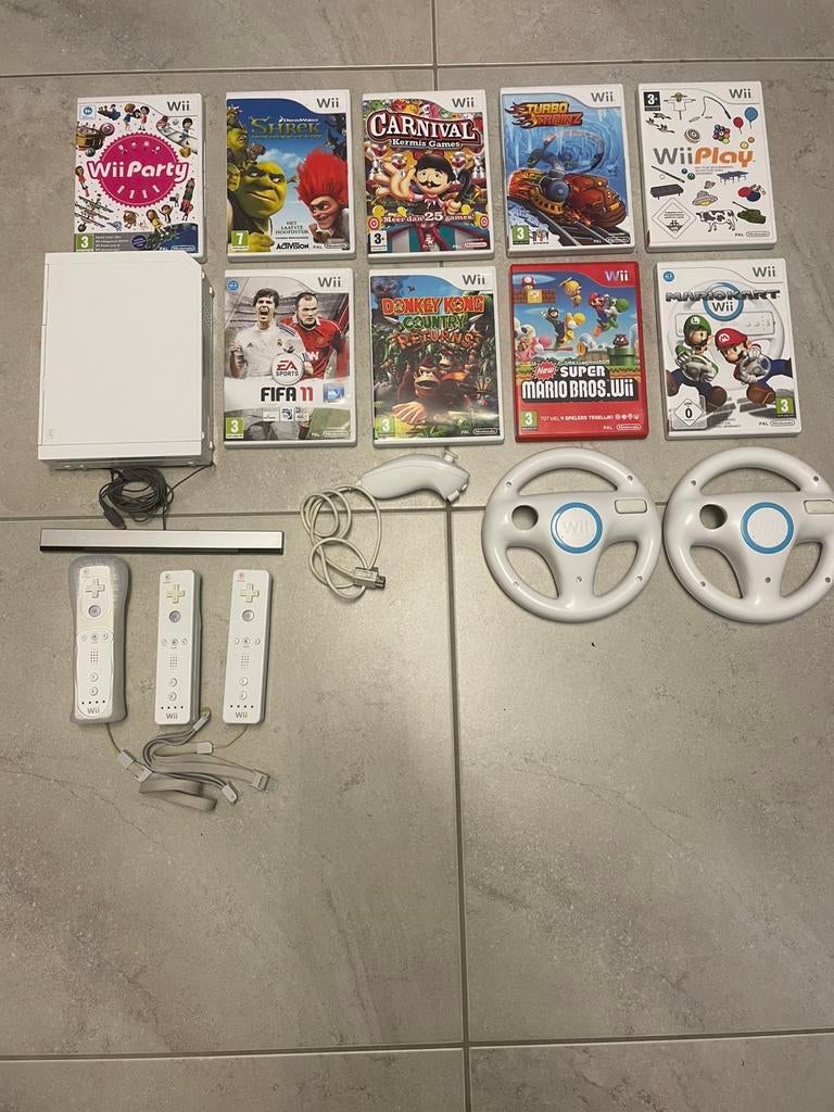 Retro wii, Games en Spelcomputers, Spelcomputers | Nintendo Wii, Ophalen of Verzenden, Zo goed als nieuw, Met 3 controllers of meer