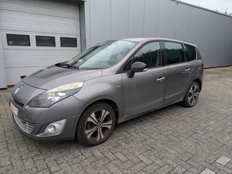 Renault Scenic 1.5 dCi Bose Edition FAP EDC - AUTOMAAT, Auto's, Automaat, Euro 5, Zwart, 7 zetels