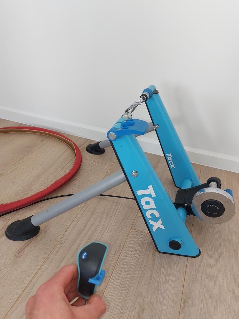Rouleaux Tacx + convoyeur à rouleaux, Enlèvement, Utilisé, Tacx