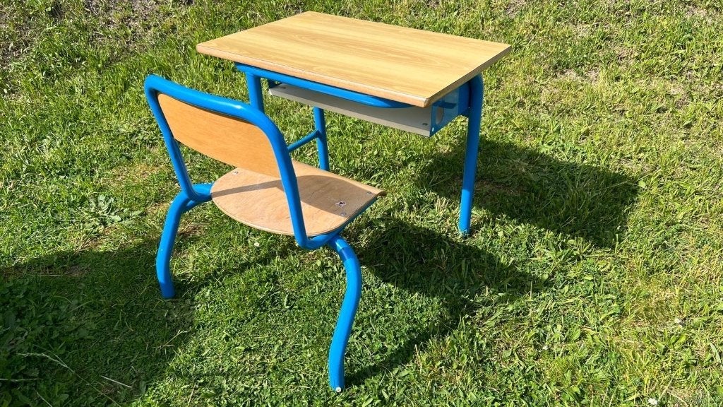 Petit bureau d'enfant avec chaise et tiroir de rangement, Maison & Meubles, Bureaux, Comme neuf, Bureau enfant, Autres marques