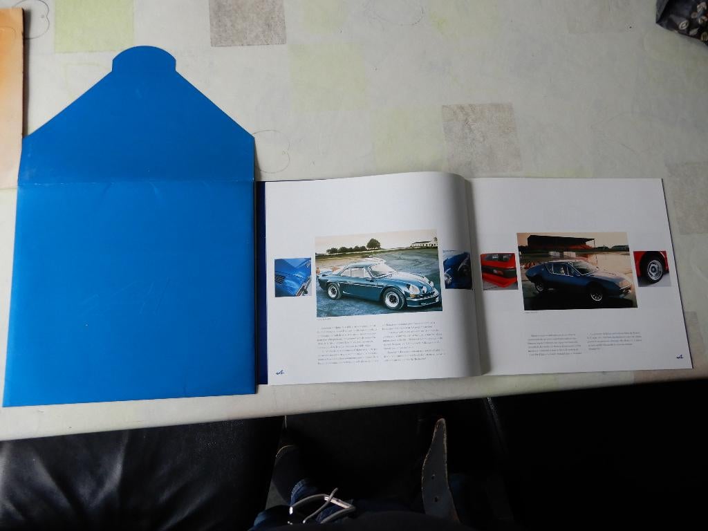 Brochure Alpine V6/ V6 Turbo in goede staat, Ophalen, Renault