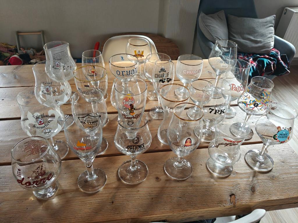 Lot bierglazen, Ophalen