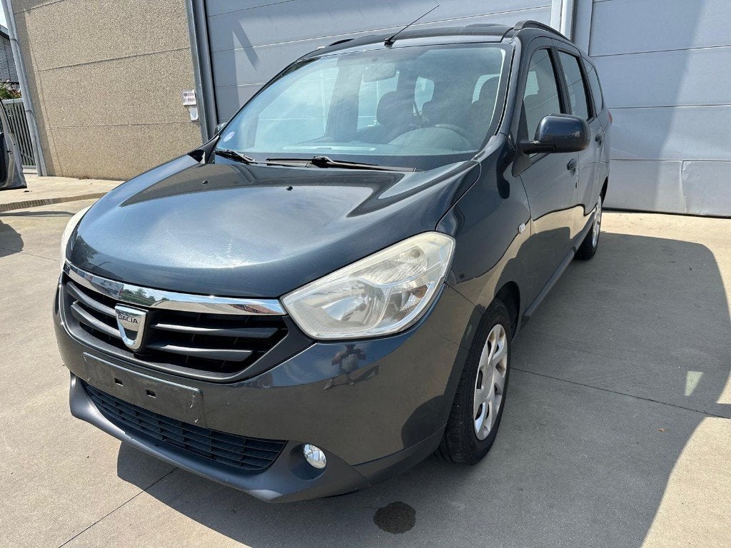 Dacia Lodgy 1.6i | NAVI | CLIMATISATION, Entreprise, Boîte manuelle, Entretenue par le concessionnaire, Noir