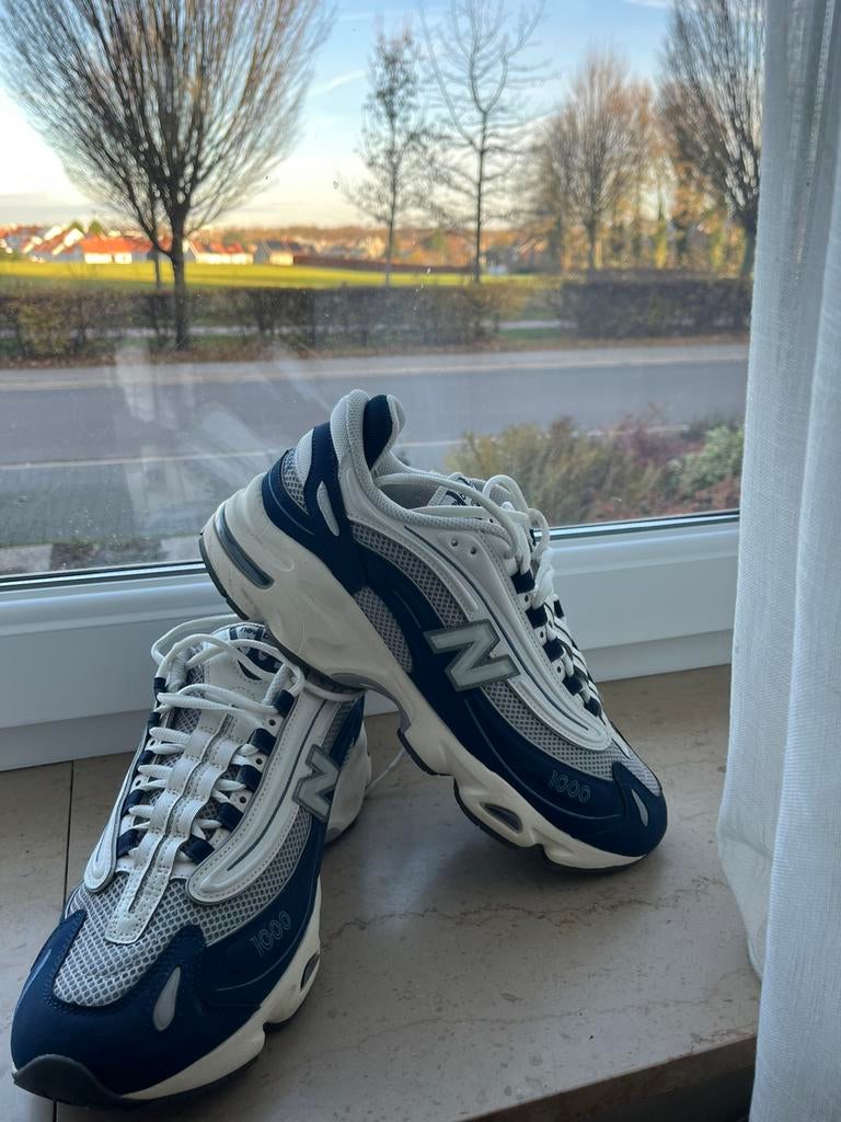 New balance, Enlèvement ou Envoi, Chaussures à lacets, Comme neuf, Blanc
