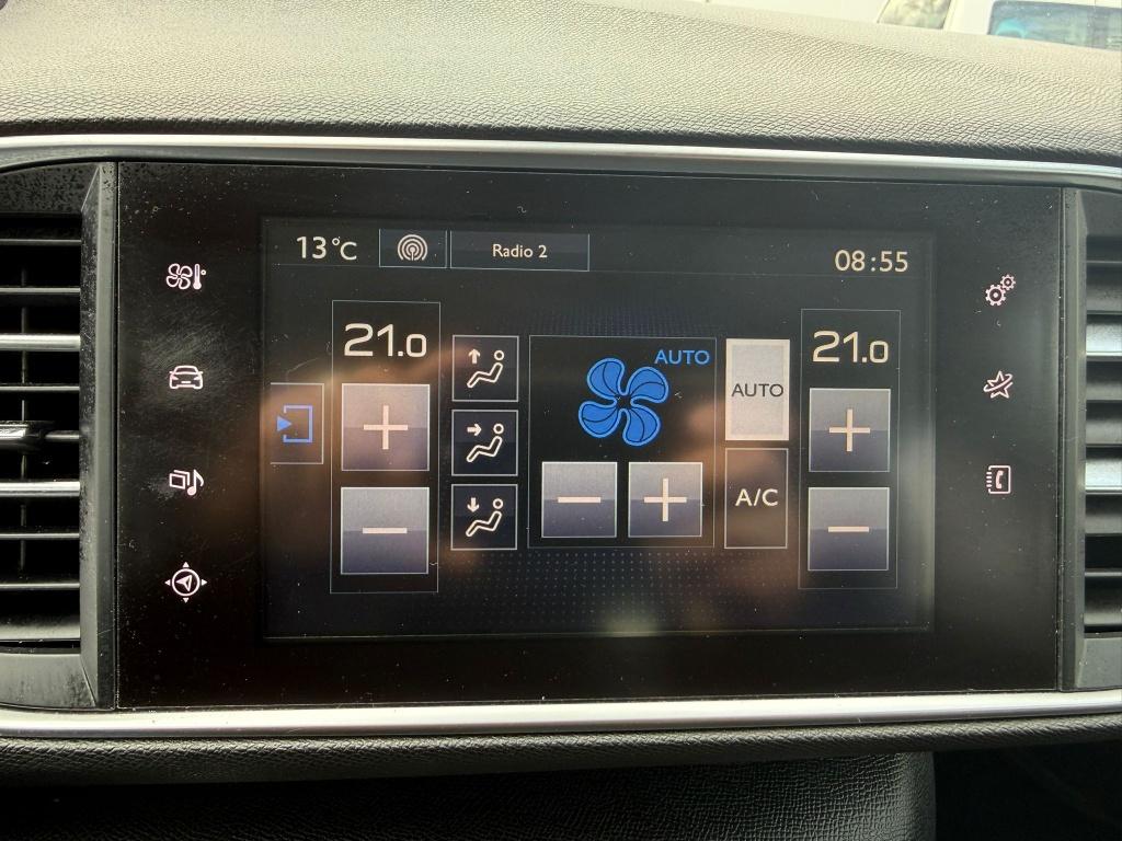 Peugeot 308 (Stock ID 26132) — 24