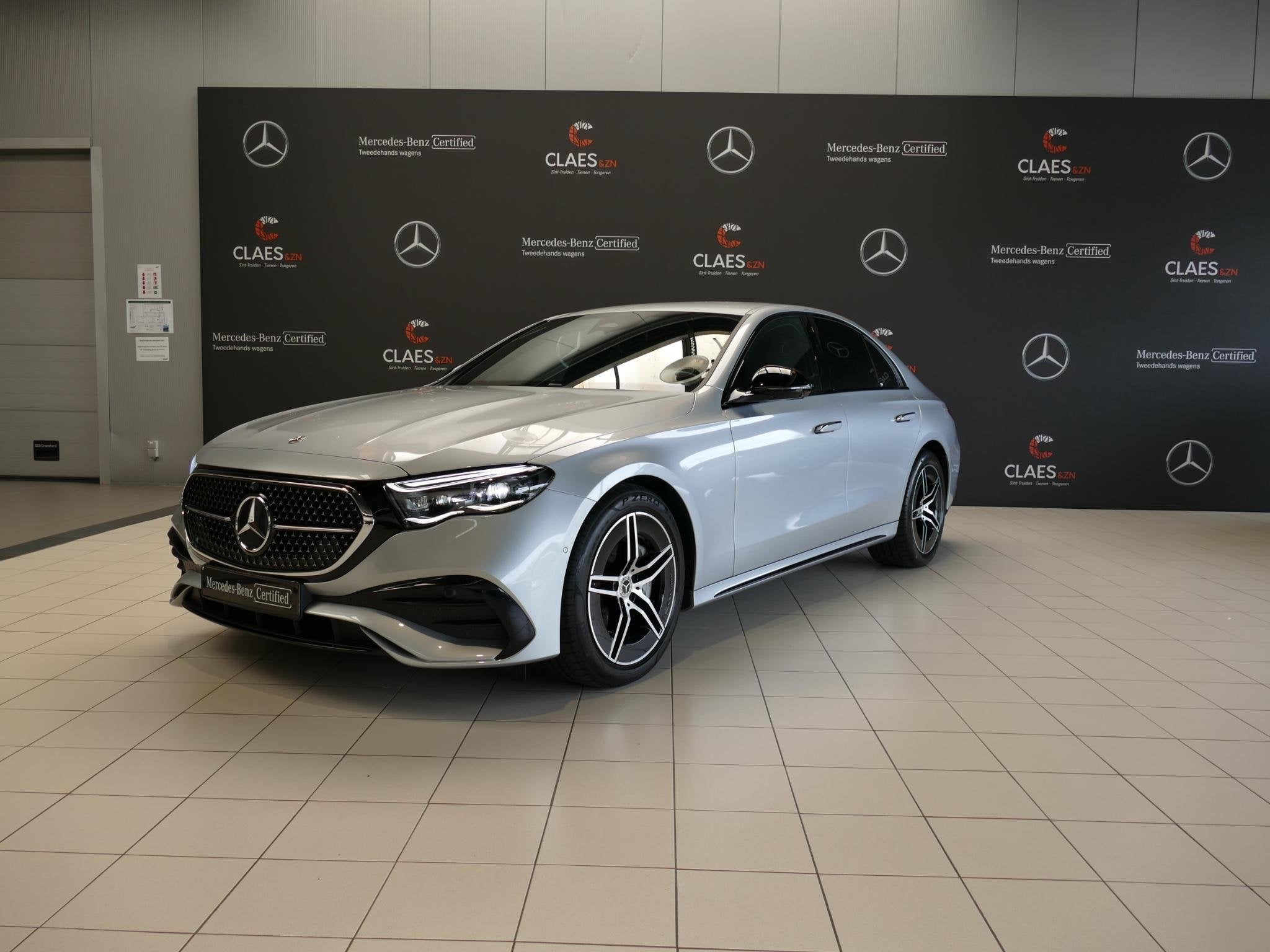 Mercedes-Benz E-Klasse Berline E 200 Star Edition DOS 9073, Auto's, Automaat, 4 deurs, Gebruikt, 4 cilinders
