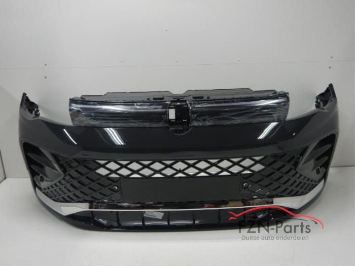 VW Tiguan 571 Voorbumper R-Line met Grille 6PDC, Ophalen of Verzenden, Gebruikt, Voor, Bumper