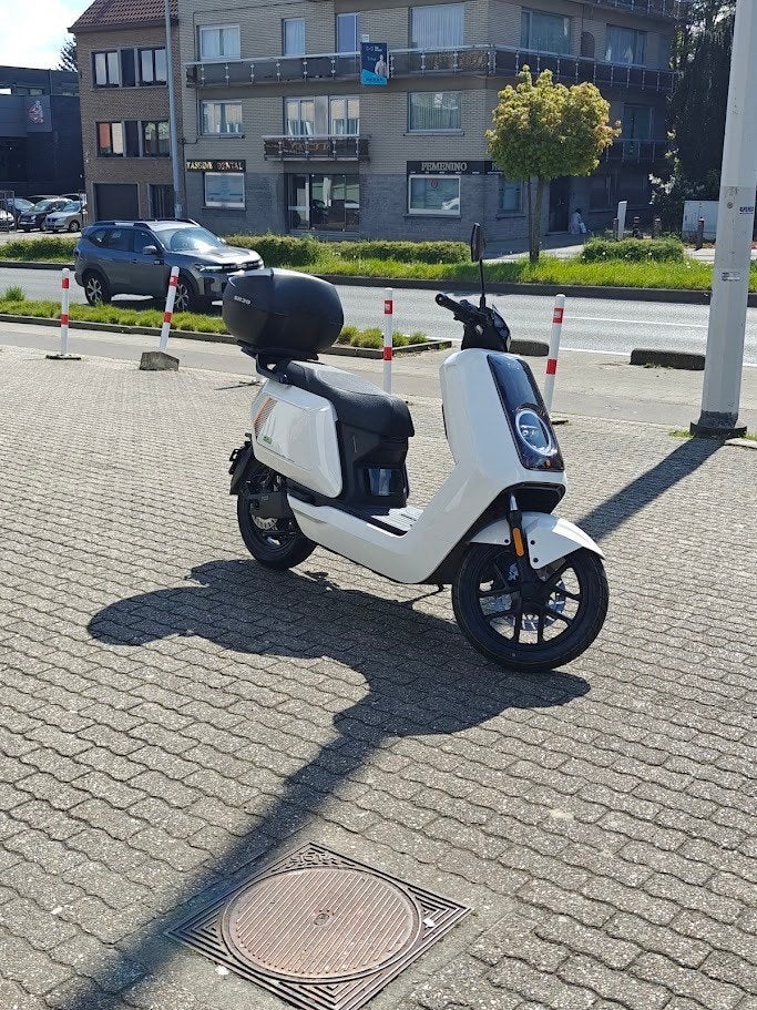 NIU NQIX 150 BLANC - NEUF - 26km, Neuf, Niu, 2 cm³, Classe B (45 km/h)