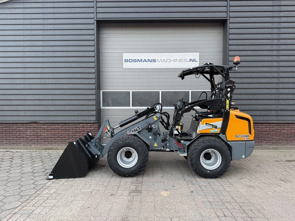 Giant G2500 X-TRA HD shovel NIEUW met PRO-INCHING, Tobroco, Info@tobroco.nl, Sprendlingenstraat 57
5061 KM  Oisterwijk, Chargeuse sur pneus ou Chouleur