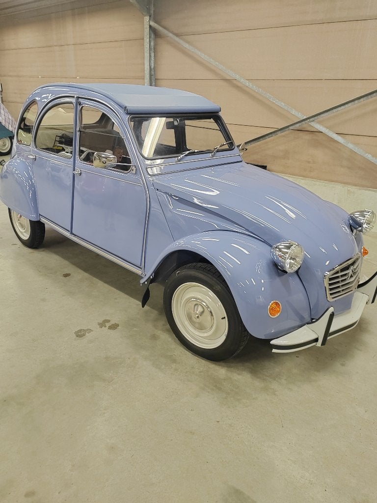 Citroën 2CV et Citroën Dyane, Achat, 600 cm³, Boîte manuelle, Berline