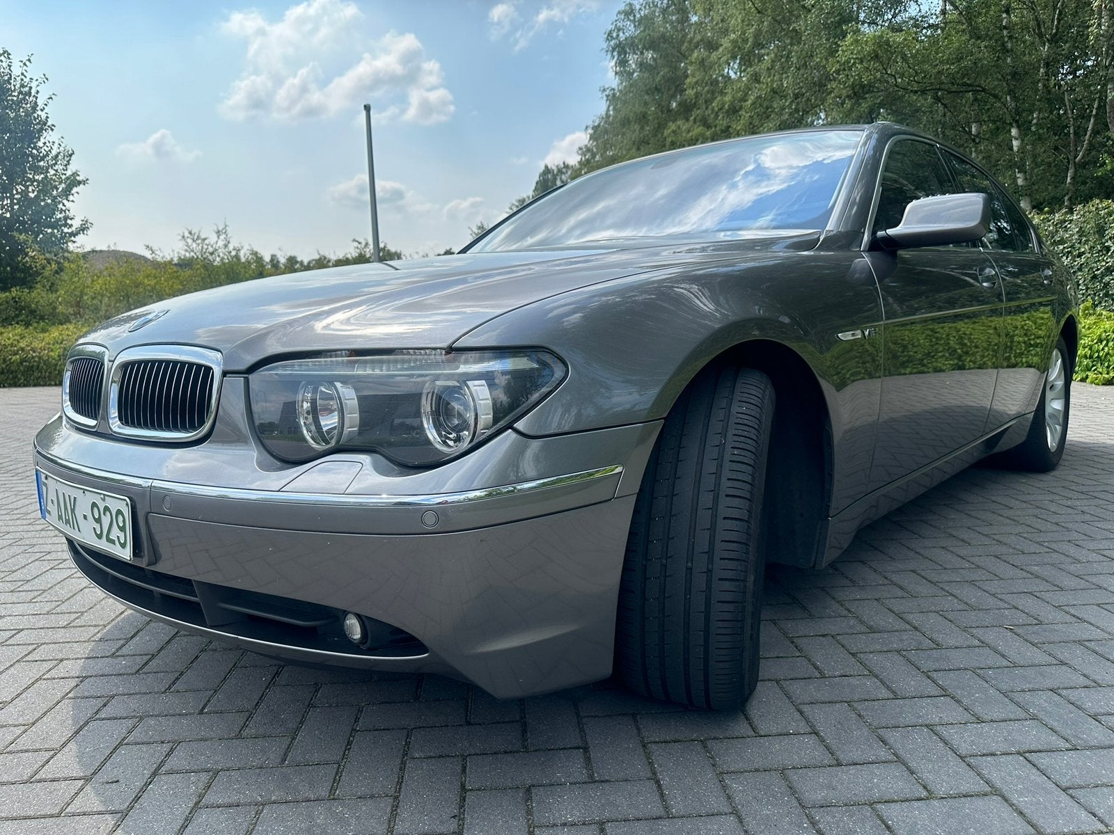 BMW 760i V12 07/2003 1er Propriétaire, Autos, Cuir, Argent ou Gris, Entreprise, Entretenue par le concessionnaire