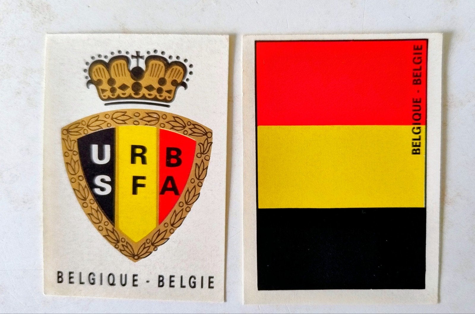 Panini Mexico 70 : Flag & Shield Belgium + 800 cartes à vend, Collections, Envoi