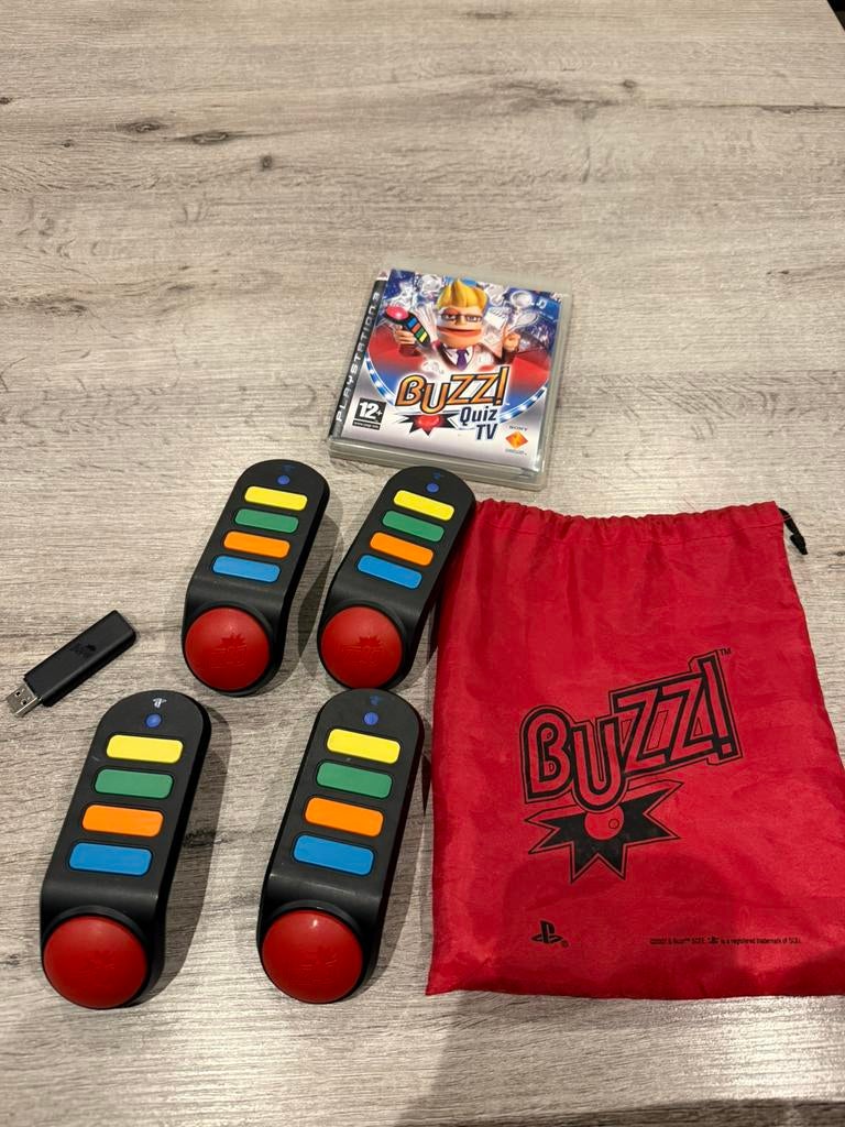 Buzz Quiz TV, Ophalen, Puzzel en Educatief, Gebruikt, 3 spelers of meer