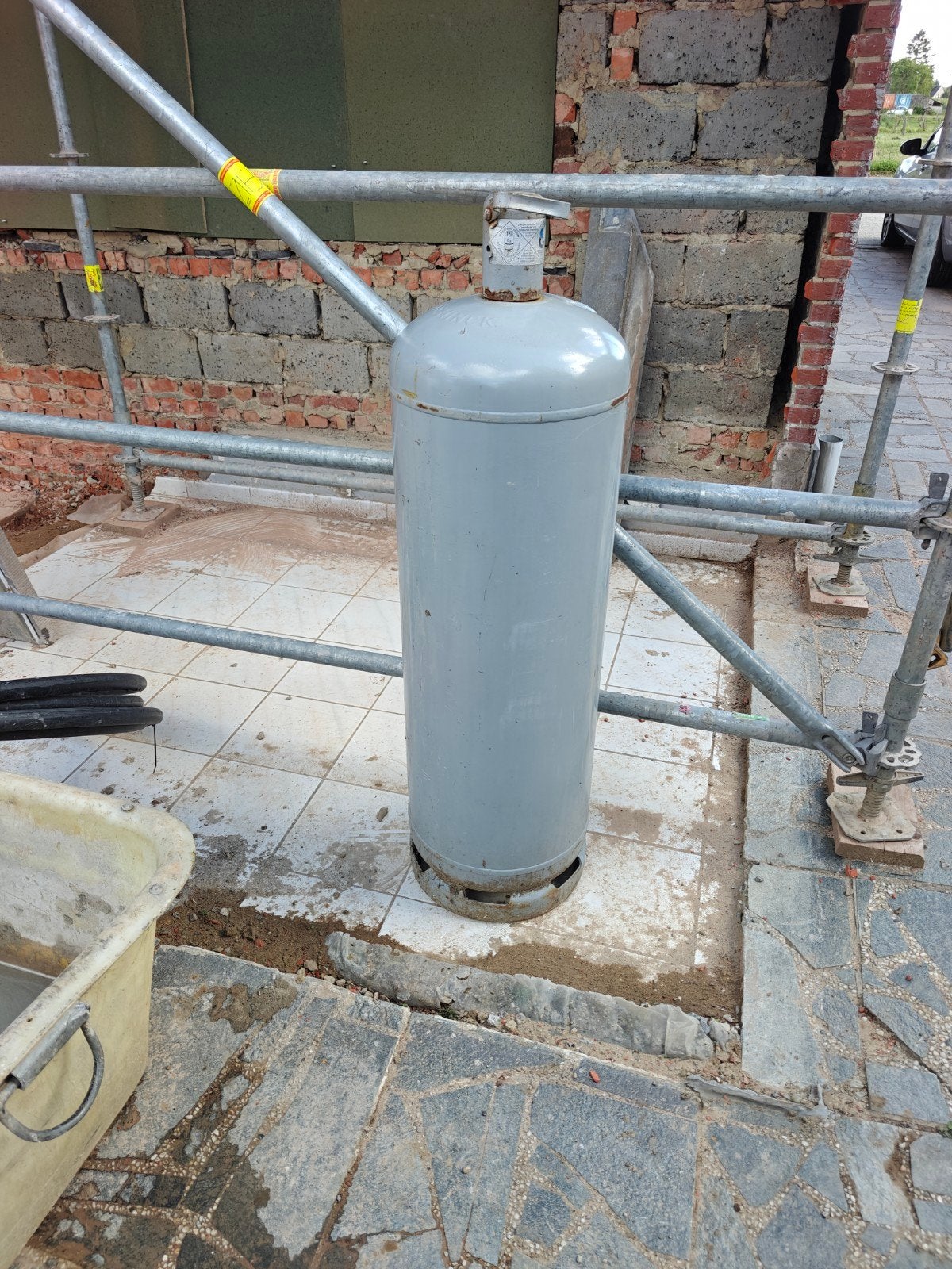 Gasfles met propaan, Ophalen, Gebruikt