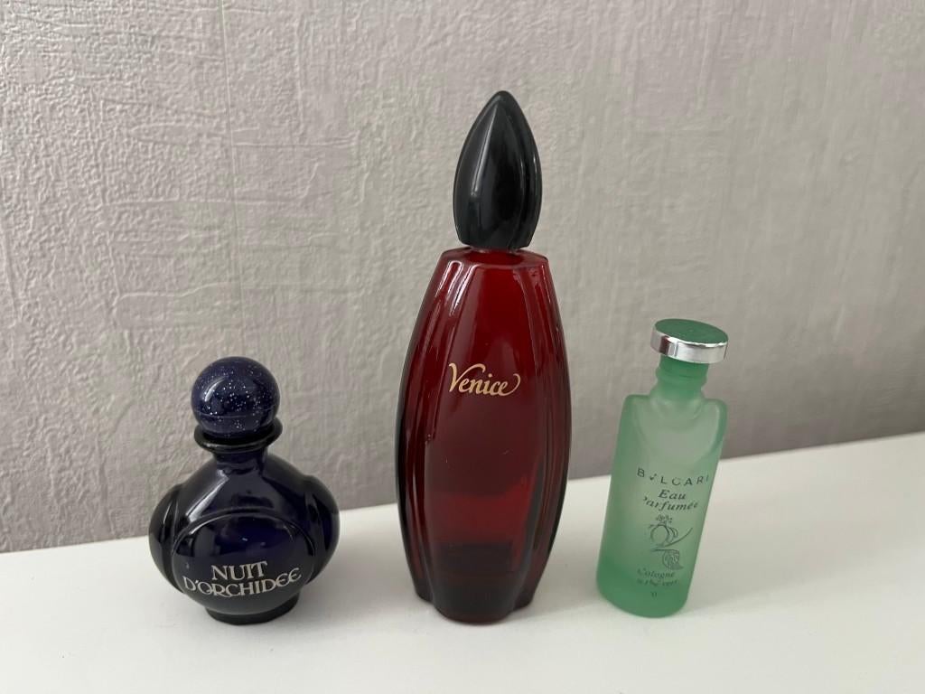 Kleine lege parfumflesjes, Verzamelen, Ophalen of Verzenden