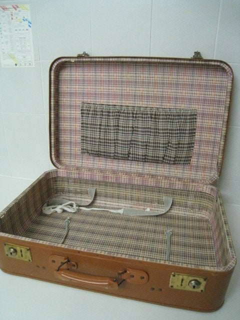 Stevige oude reiskoffer, retro-model !!, Handtassen en Accessoires, Koffers, Ophalen