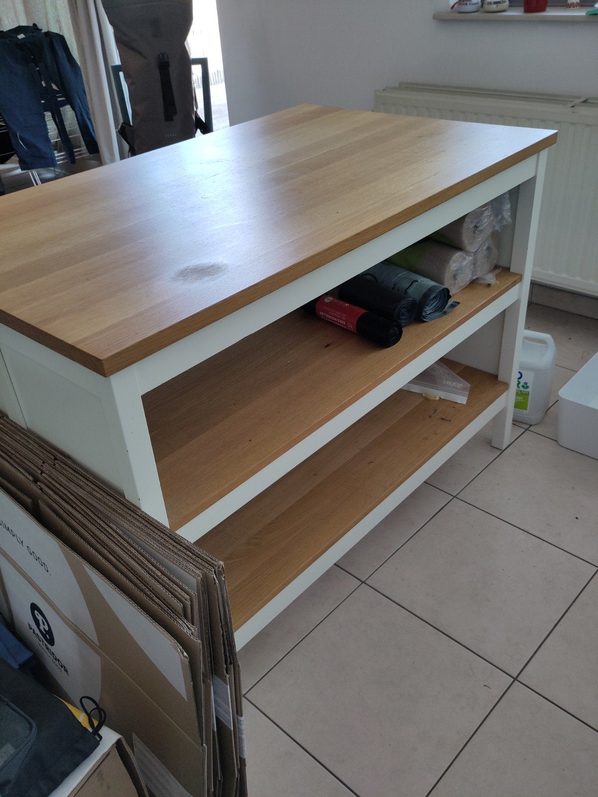 IKEA Tornviken keukeneiland, Ophalen